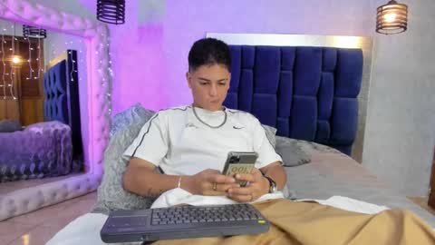 LevySteven online show from December 14, 4:52 am