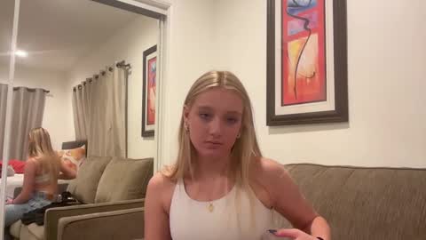 lexisRose online show from December 8, 12:24 am