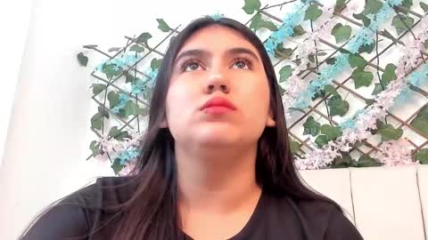 Snapshot of lexi_bloom chatting on October 17, 10:41 am Gabrielle online show from October 17, 10:41 am