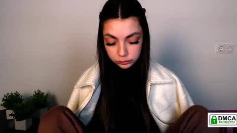 Alexia online show from October 11, 3:26 pm