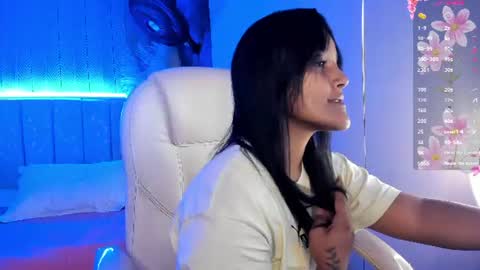 Lexi Adams  online show from July 28, 12:48 pm