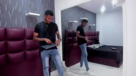 Snapshot of lexianddeker chatting on October 13, 7:05 pm Lexi  Derek online show from October 13, 7:05 pm