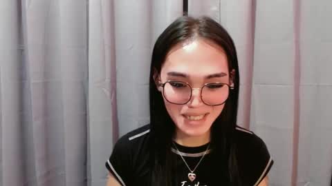 lexibabe_ online show from May 8, 9:26 am