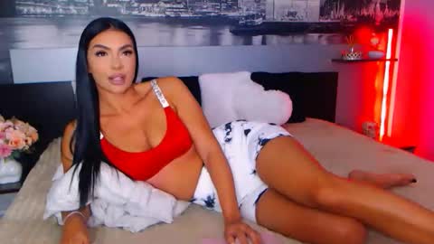 Amalia online show from September 19, 9:57 am