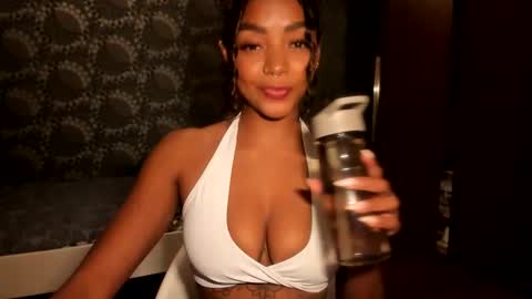 LEXY - Independent account online show from November 5, 11:51 pm