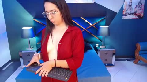 lexyblaze_ online show from March 24, 11:38 am