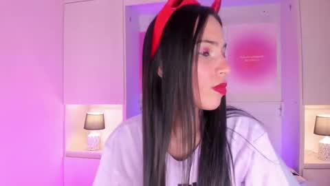 L I A  online show from January 9, 4:07 am