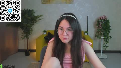 leylamirage online show from March 7, 12:16 pm