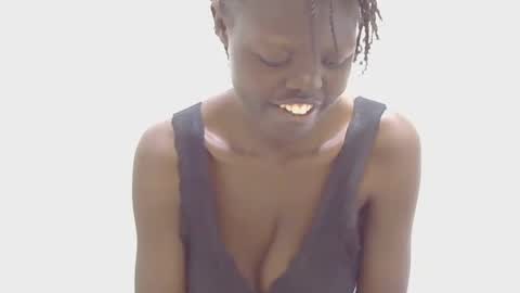 laylani69 online show from July 14, 6:51 am