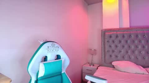 Lia  online show from March 24, 3:23 am