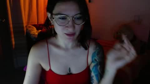 liliana online show from May 12, 6:00 am