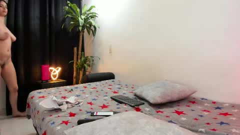 Lia y Felipe --  online show from July 21, 11:51 pm
