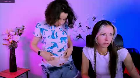 lia_dream_ online show from June 24, 8:32 am