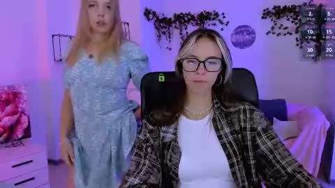 lia_dream_ online show from July 26, 8:56 am