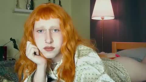 lia_grl online show from April 2, 11:00 pm