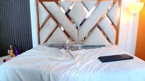Snapshot of lia_roseh chatting on October 16, 8:18 pm lia_roseh online show from October 16, 8:18 pm