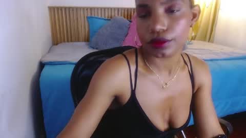    online show from April 15, 4:10 pm