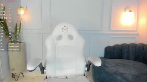 LIA  online show from January 6, 3:21 am