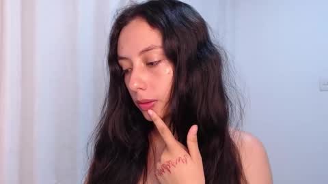   lia  online show from May 31, 2:54 am