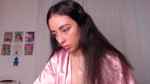   lia  online show from April 23, 9:27 pm