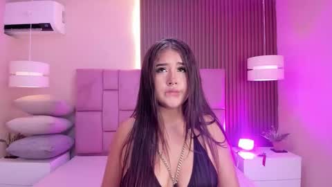liablossom_ online show from March 19, 1:49 pm