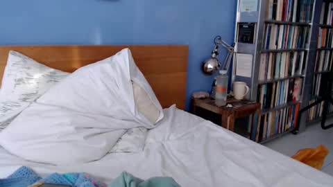 Lia Divina online show from February 14, 4:32 pm