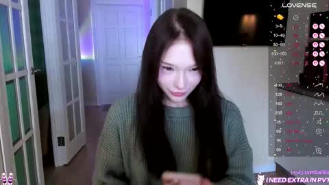 Snapshot of lialilia chatting on October 14, 10:18 am lialilia online show from October 14, 10:18 am