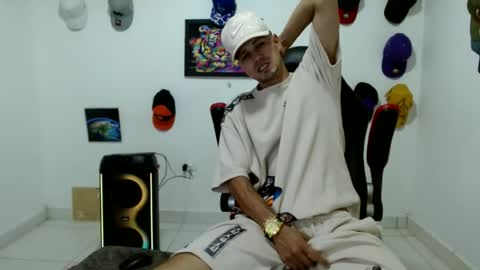 Andres online show from June 19, 10:16 pm