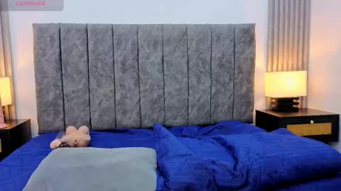 Liam forest  online show from November 12, 5:32 am