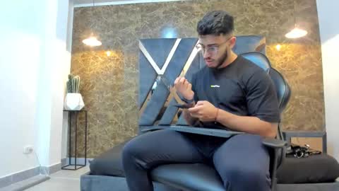 Snapshot of liam_kleiin chatting on September 15, 11:33 am LIAM KLEIN online show from September 15, 11:33 am