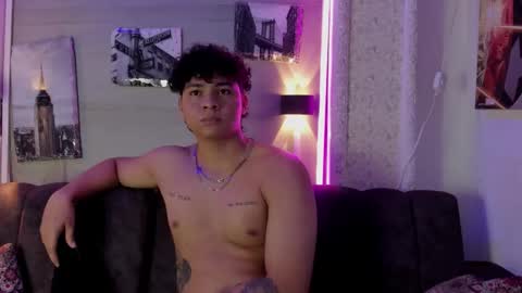 liam online show from November 8, 6:22 pm