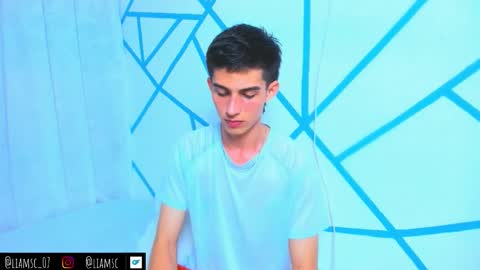 Liam scott77 online show from October 10, 9:30 pm