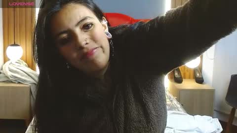 L I A M O N R O E online show from February 8, 12:08 pm