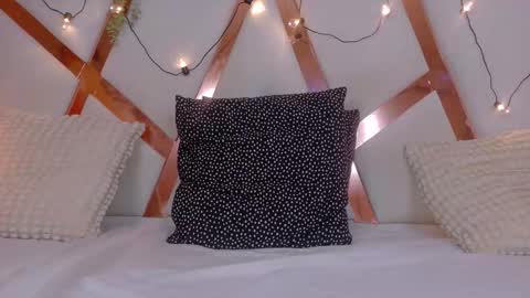 Liam Thunder online show from December 5, 9:23 pm