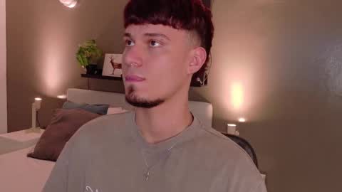 Liam Thunder online show from October 4, 8:39 pm