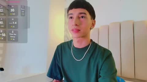 lian_cameron online show from April 21, 3:46 am