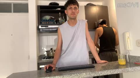 lian_y_dilan online show from April 3, 10:28 pm