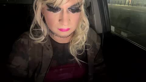 lianasissyslut online show from February 13, 11:26 pm