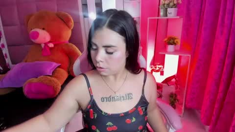 liany_taylor online show from May 15, 4:21 am