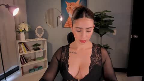 Lia online show from February 2, 1:19 pm