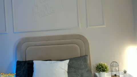 liastarkk online show from April 6, 11:44 am