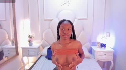 liastarkk online show from March 28, 9:27 pm