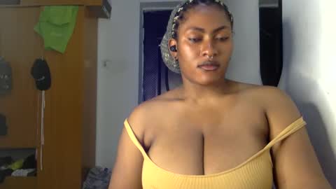 Snapshot of lick_my_pussyyy226651 chatting on February 22, 1:55 am caira online show from February 22, 1:55 am