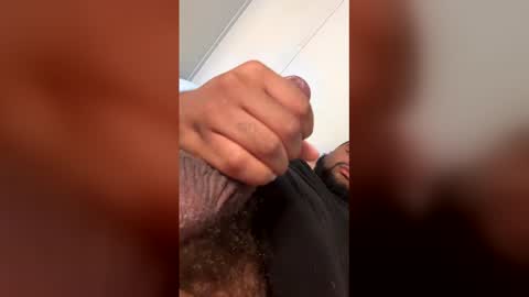 lightskinbbc83 online show from March 8, 1:39 am