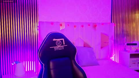 LIHIAN online show from April 9, 12:22 pm