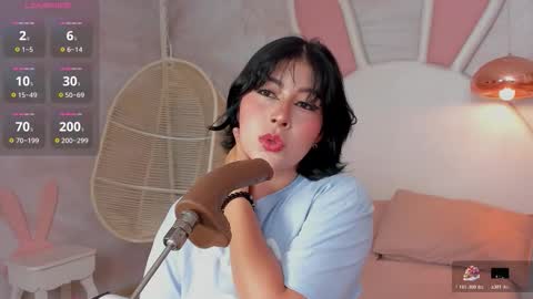 LIILY online show from December 18, 7:47 am