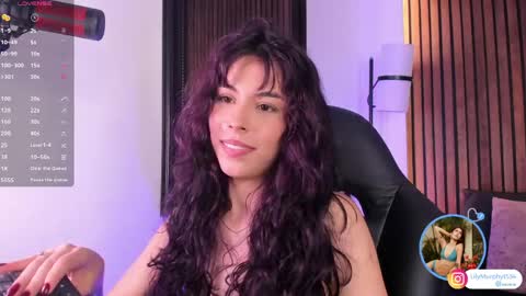 liily_murphy online show from May 16, 10:36 am