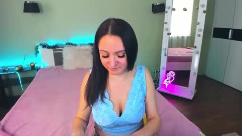 Snapshot of likaa_likaa chatting on January 5, 10:21 am Lika online show from January 5, 10:21 am