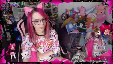 LikeMyAshe online show from March 5, 10:24 am