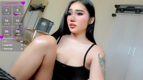 Miss Lily online show from November 1, 7:24 pm